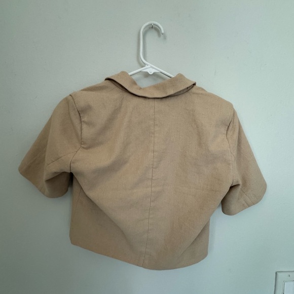 NWT Abercrombie and Fitch tan blazer - Picture 7 of 7